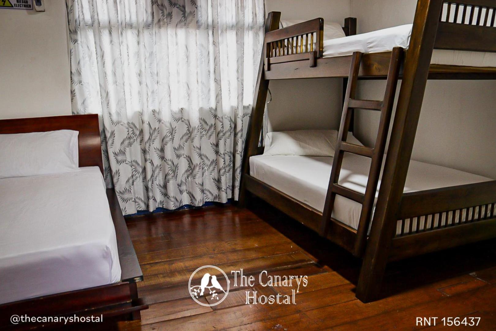 The Canarys Hostal Санта Роса де Кабал Екстериор снимка